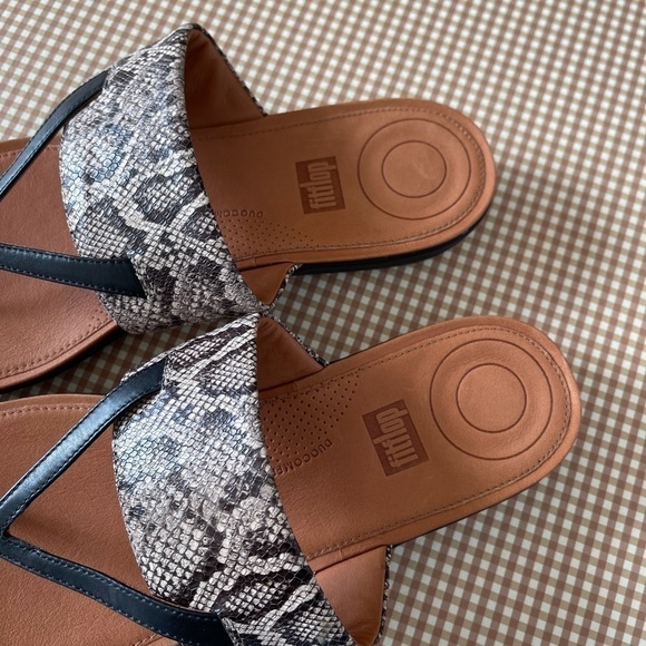 FitFlop Women's Delta Toe-Thong Sandals-Leather/Snake-Print. Size 11. EUC - Picture 4 of 14